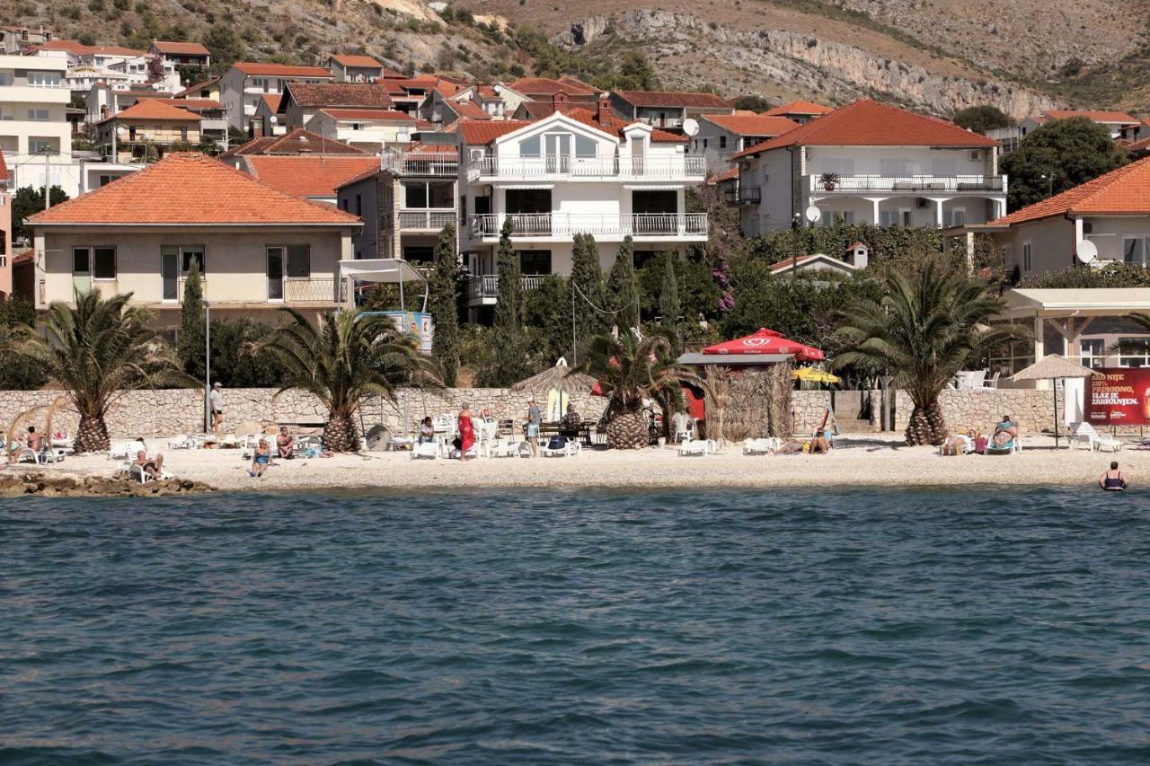 Vila Nataly Trogir Eksteriør billede